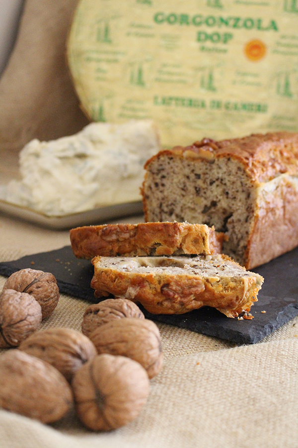 Plumcake al gorgonzola